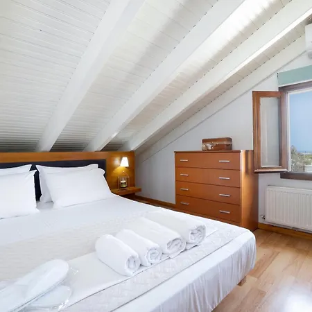 Loft Hriszí Aktí Haniá